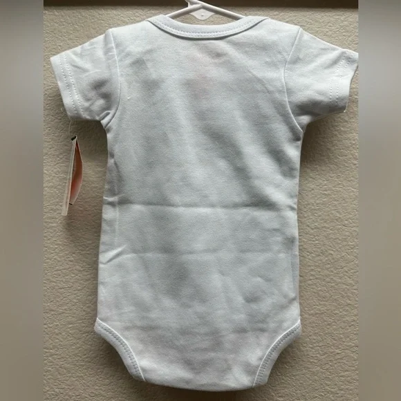 New Sara Kety Onesie - Picture 2 of 3